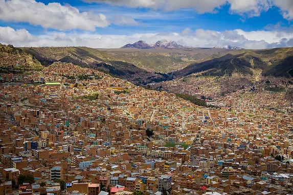 a panoramic view of La Paz, Bolivia from the metrocable